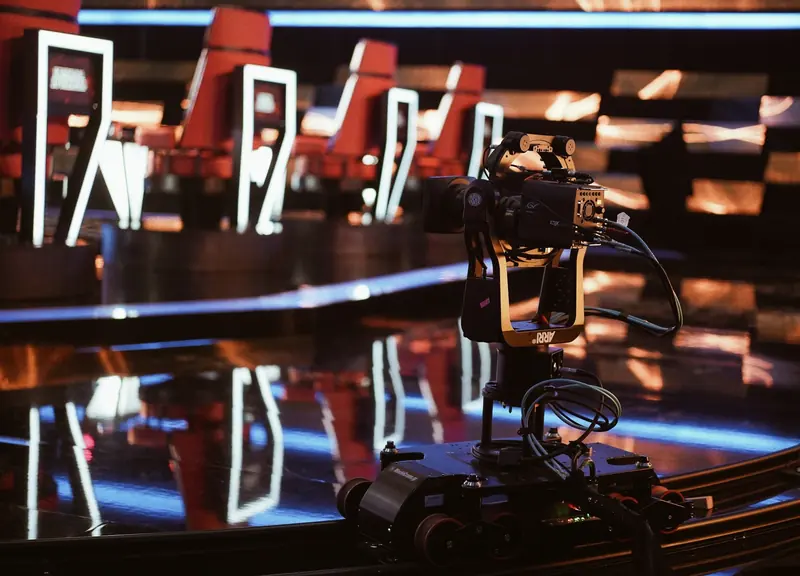 ARRI SRH-3 on a dolly on a TV talent show set