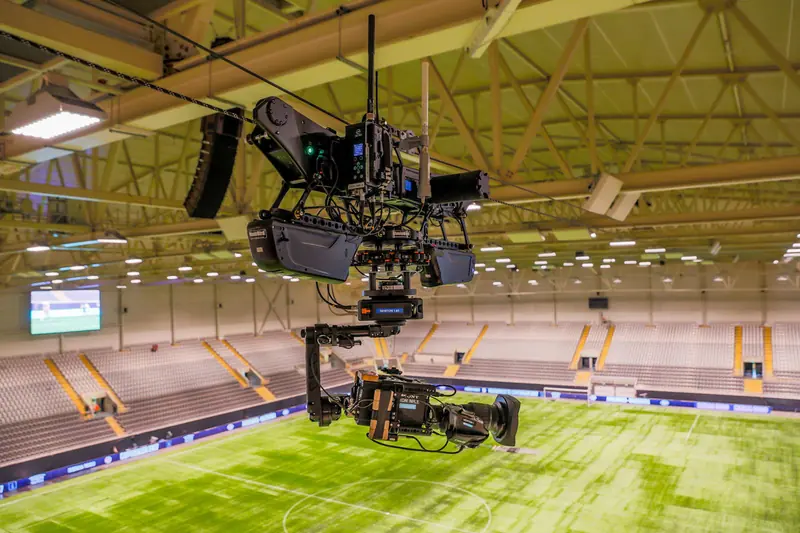 Dactylcam Pro 48v cable cam over an indoor arena