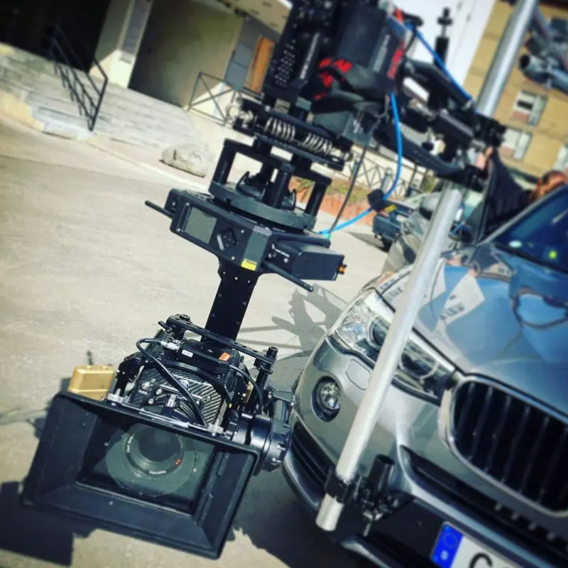 Newton stabilized remote head on a camera car, Jordskott