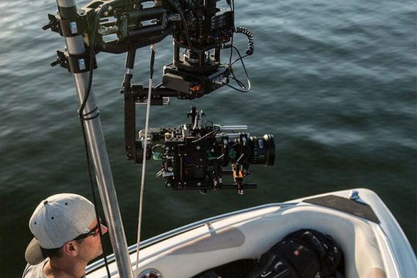 Newton-stabilized-remote-head-on-boat-Malibu-2